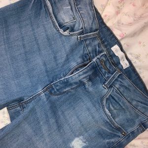 ZARA skinny jeans - kids size but fit a size 0-1